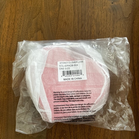 NWT STONE CLOVER LN Heart Shaped Red Faux Patent Crossbody Bag - Picture 5 of 5